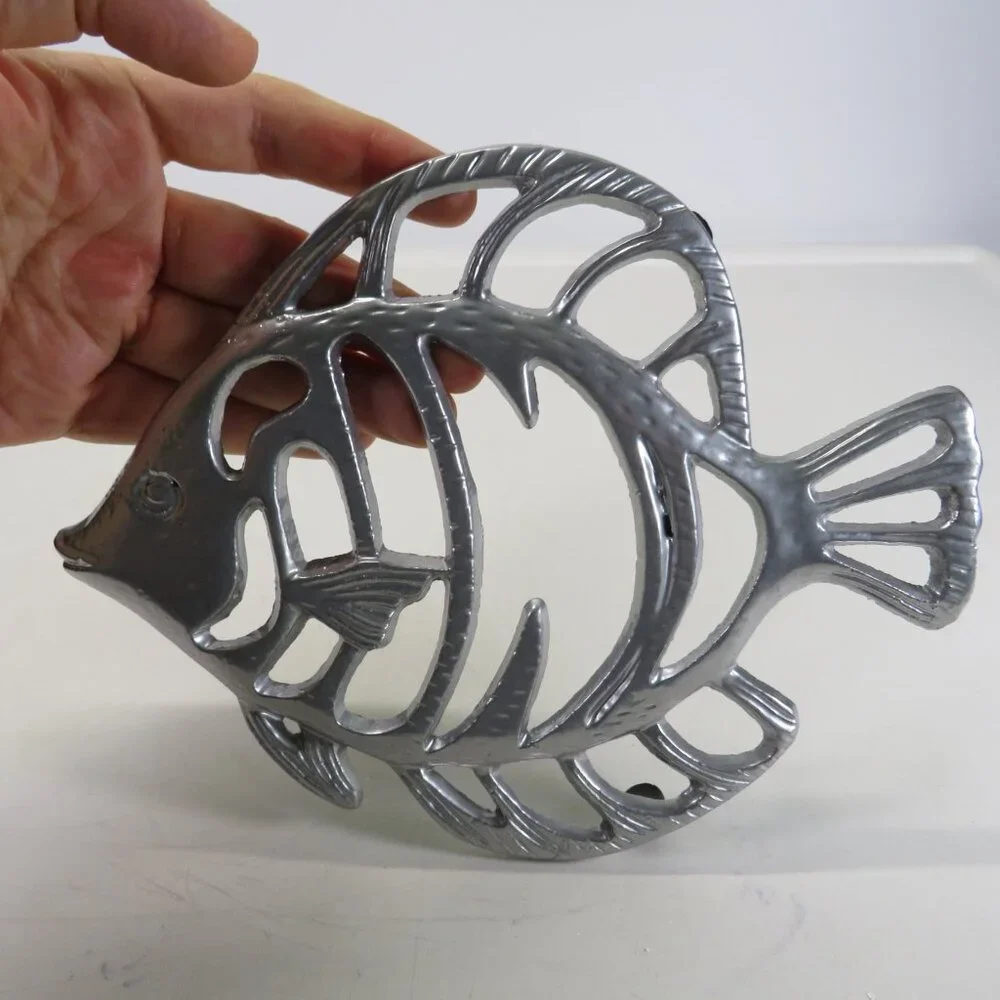 Fish Metal Trivet 6x7.5